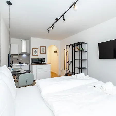 Kleines Mit Balkon Würzburg