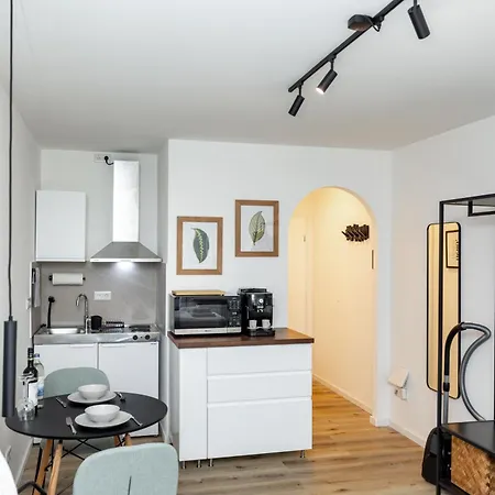 Apartment Kleines Mit Balkon Wurzburg