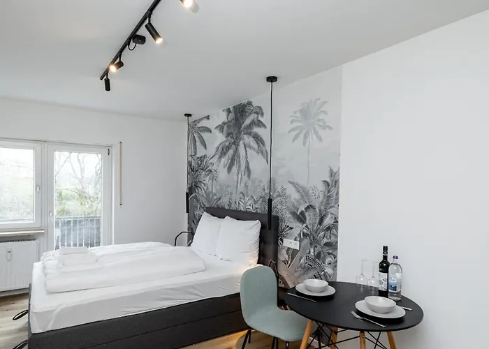 Kleines Mit Balkon